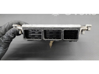 Модуль управления gateway 0281010483   Renault Scenic I