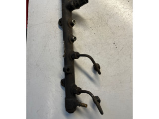 Топливная рампа 8200330912, 0445214065   Renault Trafic II (X83)  