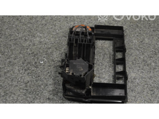 Блок управления климат-контролем 13709682   BMW 3 E30