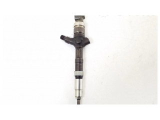 Vstřikovač 23670-0G010   Toyota Avensis T250  pro naftový motor 2.0 1CD-FTV 
