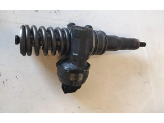 Форсунка 0414720215    Skoda Roomster (5J)   