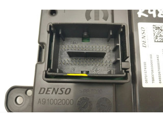 Блок управления климат-контролем 670157459, R483   Maserati MC20