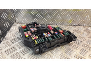 Блок предохранителей  9210857   BMW 5 GT F07    