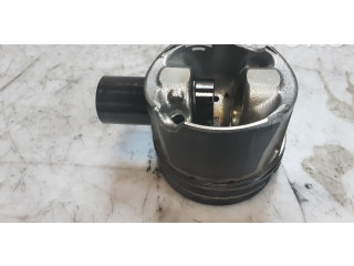 Píst 8372T, 9R2   Audi A6 S6 C7 4G     