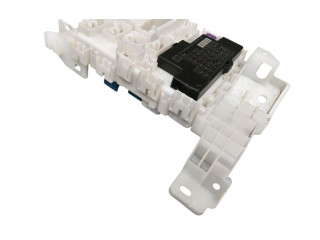Блок предохранителей     36710-61M00    Suzuki Vitara (LY) 