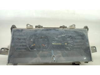 Přístrojová deska  Toyota Corolla E80 1986 830101A431  