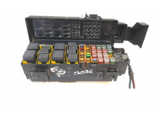 Блок предохранителей 56009985AR, 56009985AR   Jeep Cherokee III KJ    