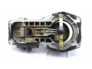 Топливная рампа 0438121087, 048133353   Audi 80 90 B3  