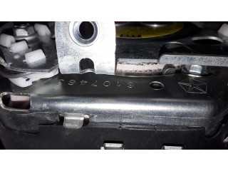 Подушка безопасности водителя 6107463   Dodge Caravan