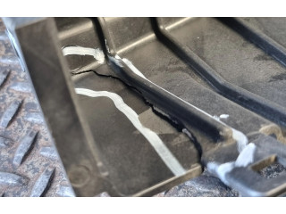 Блок предохранителей  68318605AA   Jeep Grand Cherokee    