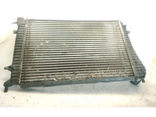 Интеркулер  1K0145803Q   Volkswagen Touran I 