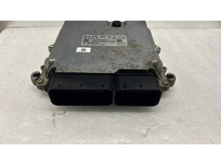 Блок управления двигателя A6429000401   Mercedes-Benz GL X166
