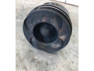 Píst    Mercedes-Benz E W211    648.961 