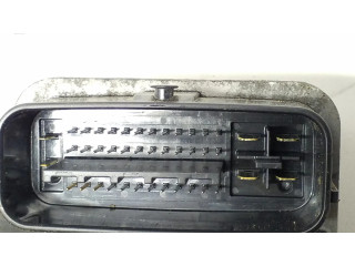 Jednotka ABS 4721052310   Toyota Prius c 2015