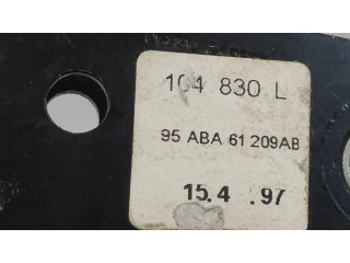 Подушка безопасности водителя 95ABA61209AB   Ford Fiesta