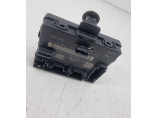 Поршень Блок управления дверью  5Q0959592F  Audi Q2 -  