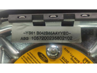 Подушка безопасности водителя YS61B042B85AA   Ford Fiesta