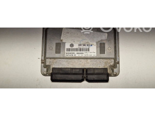 Блок управления двигателя 03D906033H, 5WP4423803   Volkswagen Fox