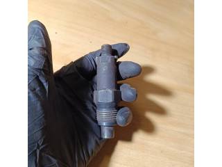 Vstřikovač LCR6730701B   Ford Sierra  pro naftový motor 2.3  