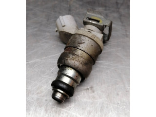 Форсунка MR988977    Mitsubishi Lancer X   