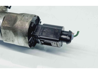 Топливная рампа 03L130089B   Seat Altea XL  
