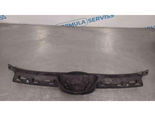 Передняя решётка Ford Focus 2010-2017 года BM51BA133B      