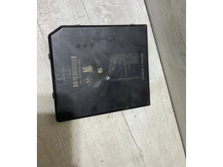  Pojistková skříňka 284B66727R, 2927604527   Renault Megane IV 2019