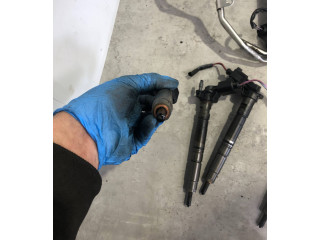 Vstřikovač 03L130277, 04451160301481   Audi A6 S6 C6 4F     