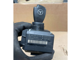 Řídící jednotka 2095450508, 33002407   Mercedes-Benz C W203 2004