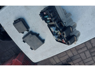   Pojistková skříňka LR140705, M8D214A073AA   Land Rover Range Rover Evoque L551 2021