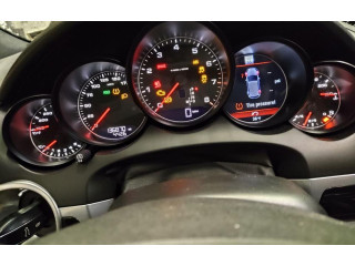 Přístrojová deska  Porsche Cayenne (92A) 2011 7P5920900S, V536  