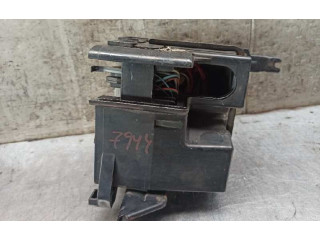 Pojistková skříňka Řídící jednotka BSM 5243290   Saab 9-5 2002
