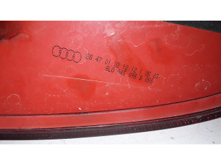 Задний фонарь  8L0945095B05S    Audi A3 S3 8L   1996-2003 года