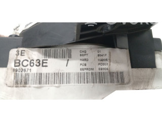 Přístrojová deska  Nissan Micra 2006 68104AX711, BC63  