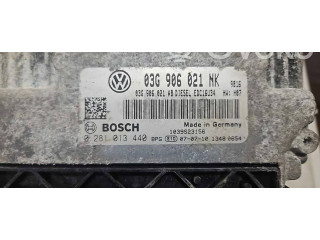 Řídící jednotka 03G906021NK, 03G906021AB   Volkswagen PASSAT B6 2008