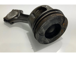 Píst    Mercedes-Benz E W211    648.961 