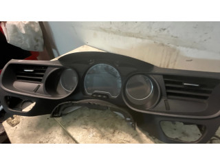 Панель приборов 9682387877, 9682386677   Citroen C5       