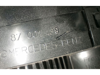 Přístrojová deska  Mercedes-Benz C W203 2001 A2035408611  