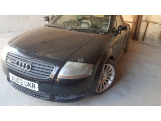 Přístrojová deska  Audi TT Mk1 2002 8N2920950  