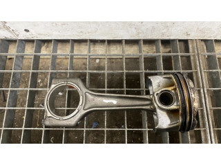 Píst    BMW 3 G20 G21  pro benzínový motor 2.0  