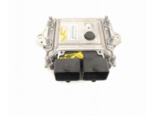 Блок управления двигателя 3391069L00, 0261S05712   Suzuki Swift