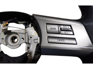 Volant Subaru Legacy 2008   