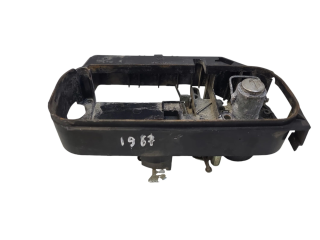 Zámek zadních dveří 2K0827426A   Volkswagen Caddy 2007