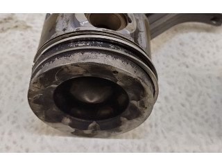 Píst D4FD   Hyundai i40    D4FD 