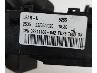   Pojistková skříňka 32311188, 31473569   Volvo V60 2020