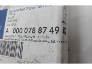 Vstřikovač A0000788749   Mercedes-Benz A W169     