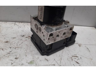 Jednotka ABS 100212-05784, 100961-04143   Volvo V40 2012
