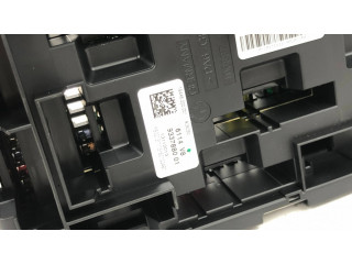 Блок предохранителей  9337884, 8D112013   BMW 3 GT F34    