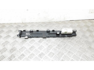 Дисплей    8395047010, 808203   Toyota Prius (NHW20)