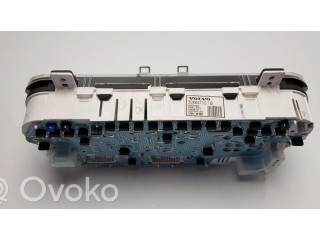 Панель приборов 30889710, 30889710B   Volvo S40, V40       